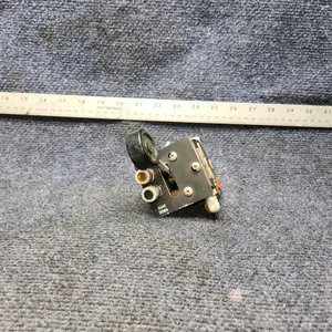 9881020-2 | Cessna 172RG | Landing Gear Selector Valve Assy/W Light